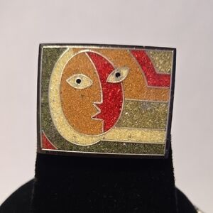 Vintage Mila Acrio Sawdust & Resin Pin